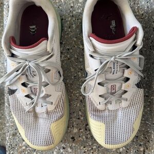 Nike wild horse cross trainer women’s